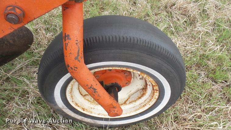 image for item DA2239 Allis Chalmers five bottom plow