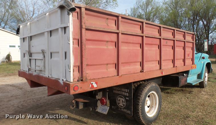 image for item DA2244 1966 GMC 4000 grain truck