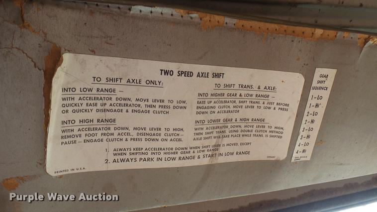 image for item DA2244 1966 GMC 4000 grain truck