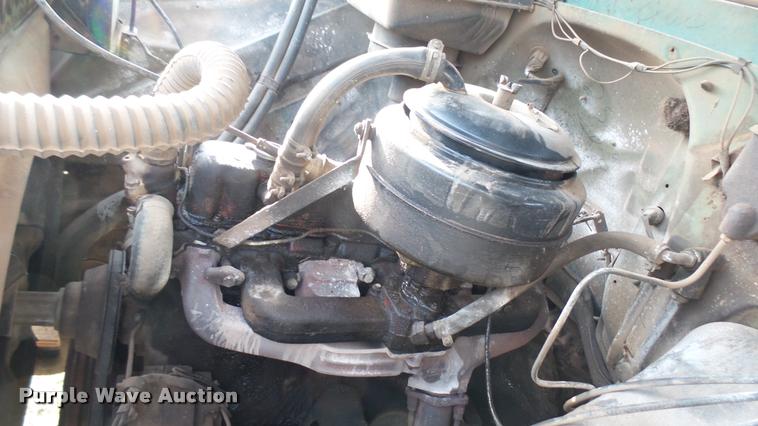 image for item DA2244 1966 GMC 4000 grain truck