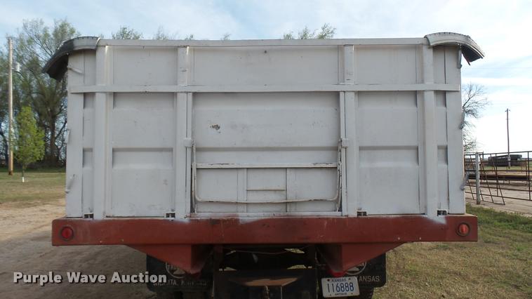 image for item DA2244 1966 GMC 4000 grain truck
