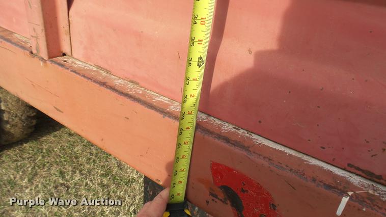 image for item DA2244 1966 GMC 4000 grain truck