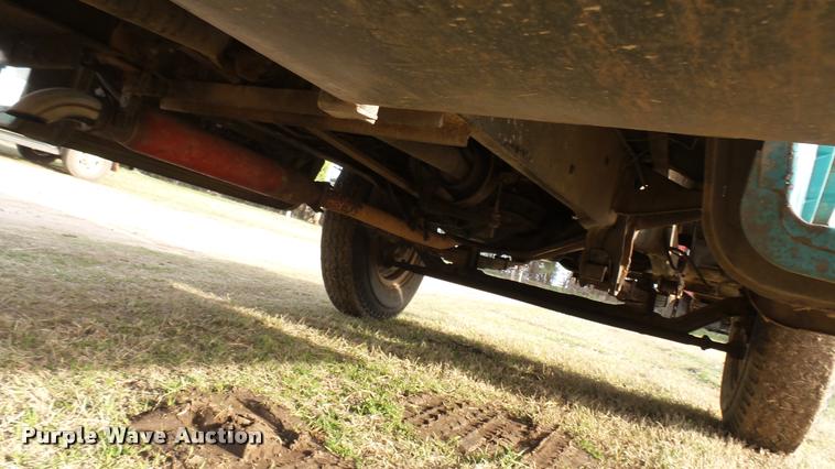 image for item DA2244 1966 GMC 4000 grain truck