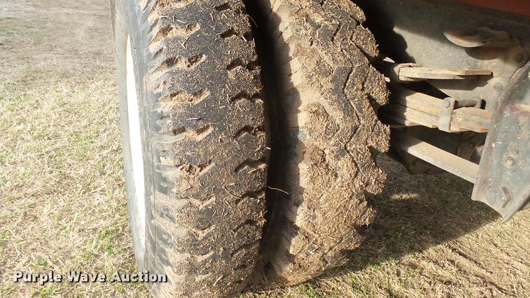 image for item DA2244 1966 GMC 4000 grain truck