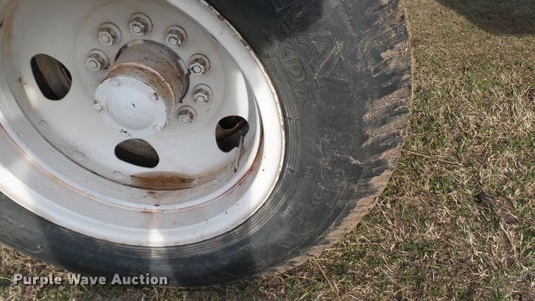 image for item DA2244 1966 GMC 4000 grain truck