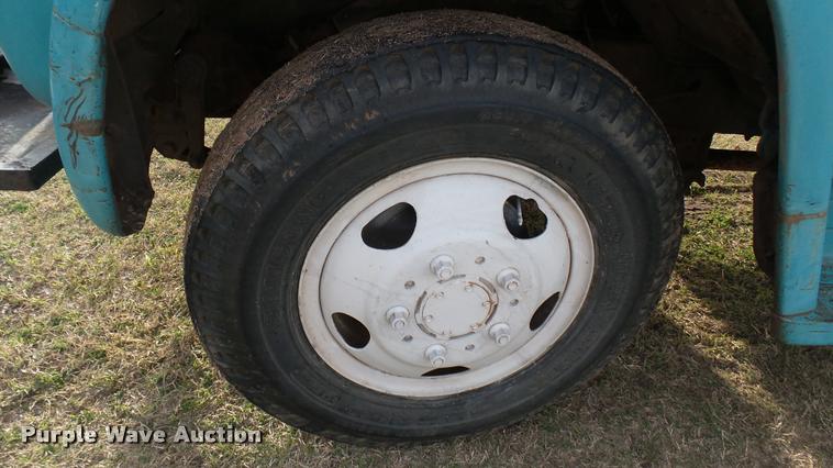 image for item DA2244 1966 GMC 4000 grain truck