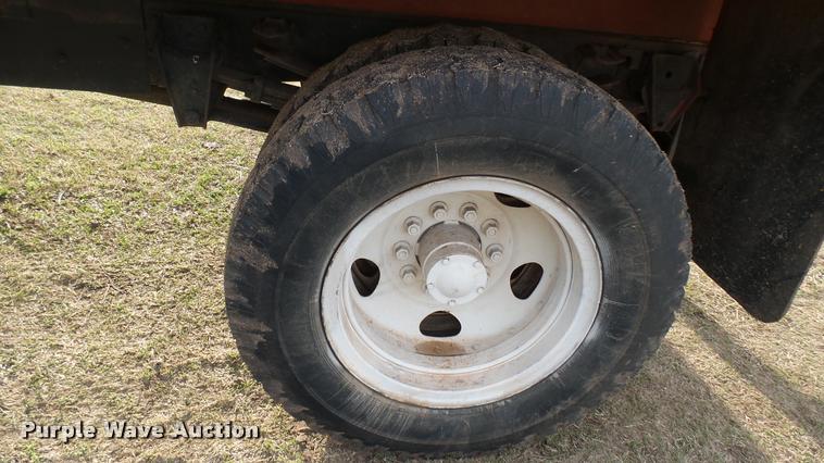 image for item DA2244 1966 GMC 4000 grain truck