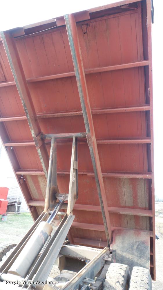 image for item DA2244 1966 GMC 4000 grain truck