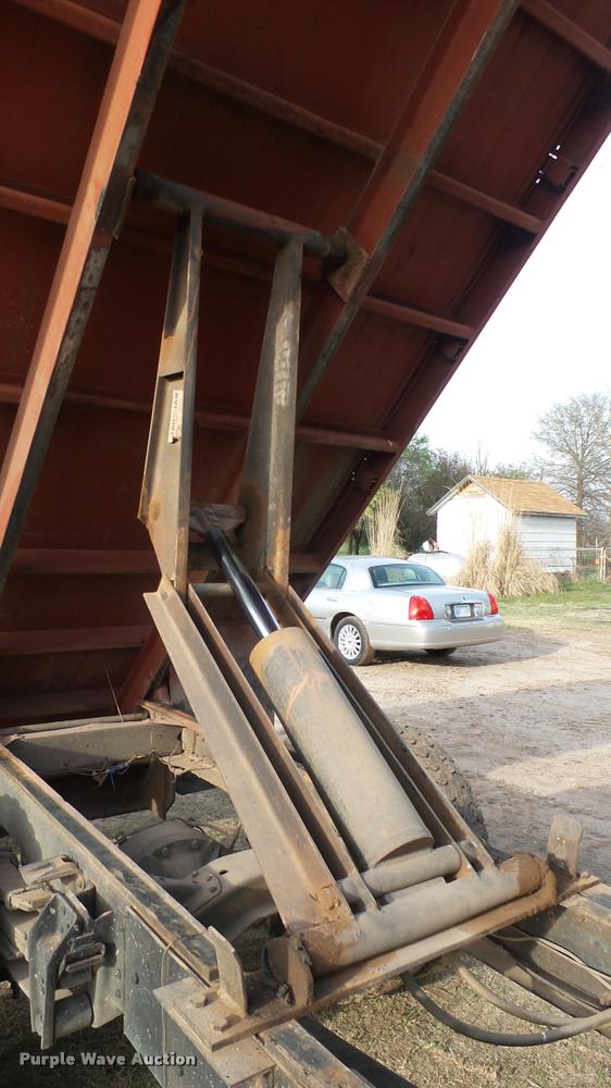 image for item DA2244 1966 GMC 4000 grain truck