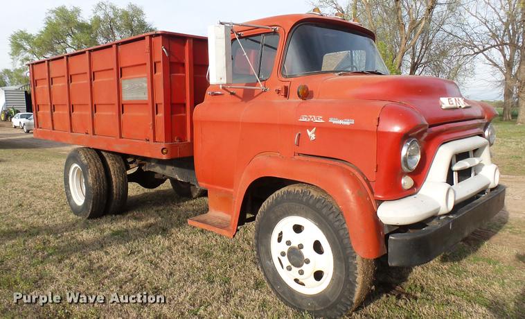 image for item DA2245 1959 GMC grain truck