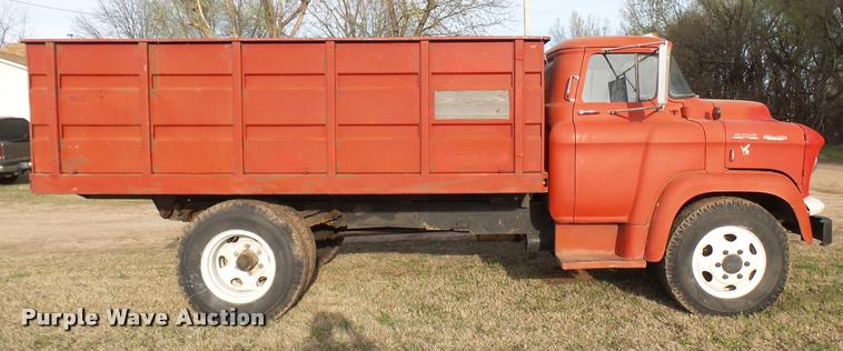 image for item DA2245 1959 GMC grain truck