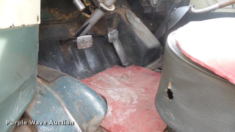 image for item DA2245 1959 GMC grain truck