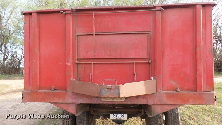 image for item DA2245 1959 GMC grain truck