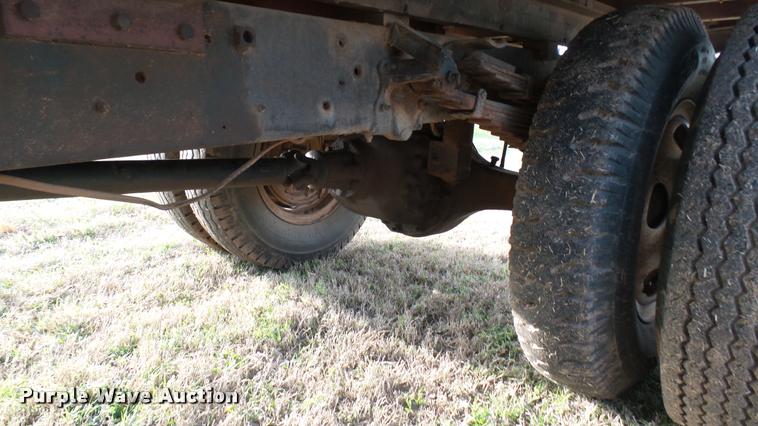 image for item DA2245 1959 GMC grain truck