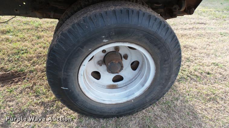 image for item DA2245 1959 GMC grain truck