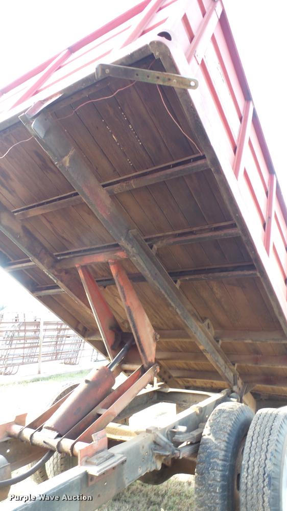 image for item DA2245 1959 GMC grain truck