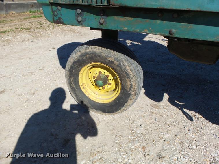 image for item DA3446 John Deere 6000 self-propelled sprayer