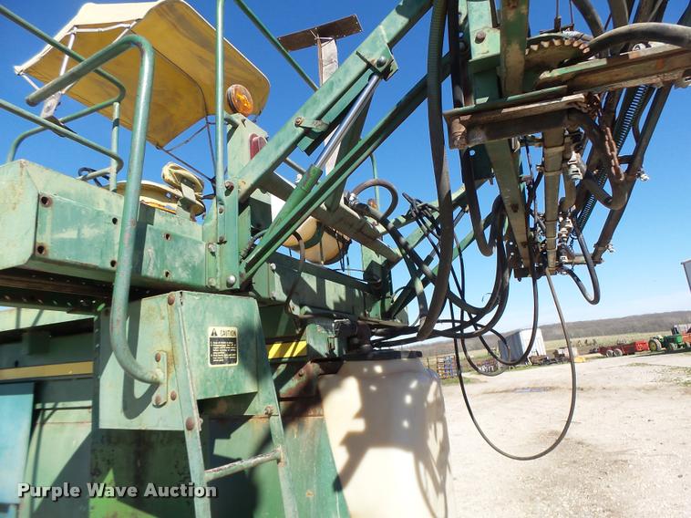 image for item DA3446 John Deere 6000 self-propelled sprayer