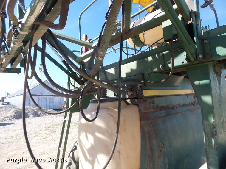 image for item DA3446 John Deere 6000 self-propelled sprayer