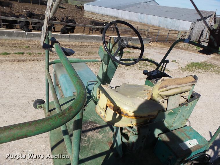 image for item DA3446 John Deere 6000 self-propelled sprayer