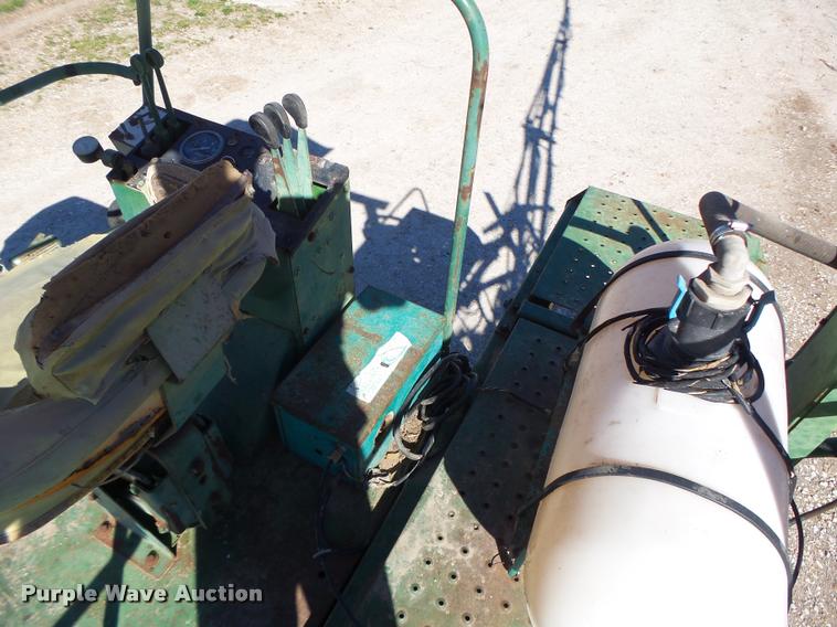 image for item DA3446 John Deere 6000 self-propelled sprayer