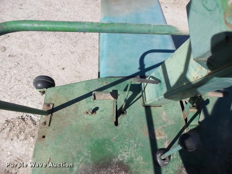 image for item DA3446 John Deere 6000 self-propelled sprayer