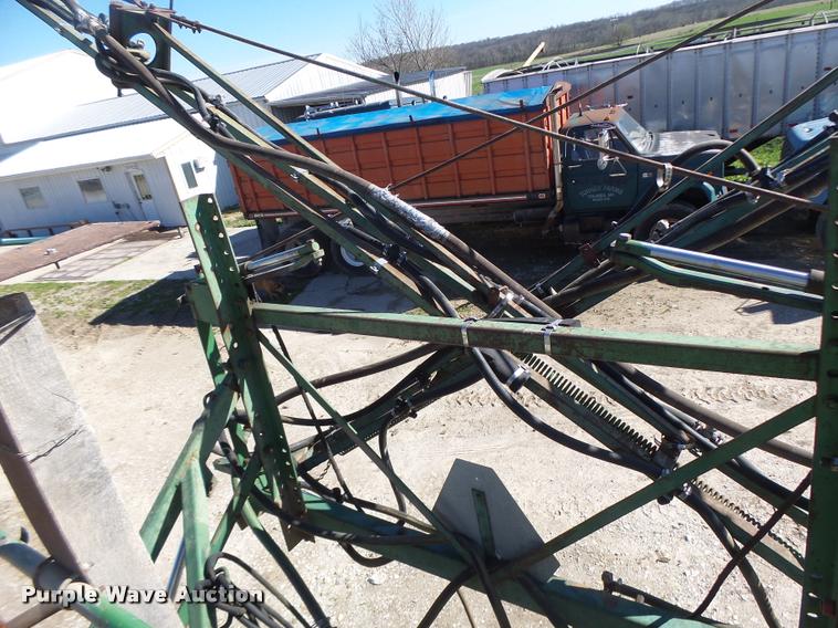 image for item DA3446 John Deere 6000 self-propelled sprayer