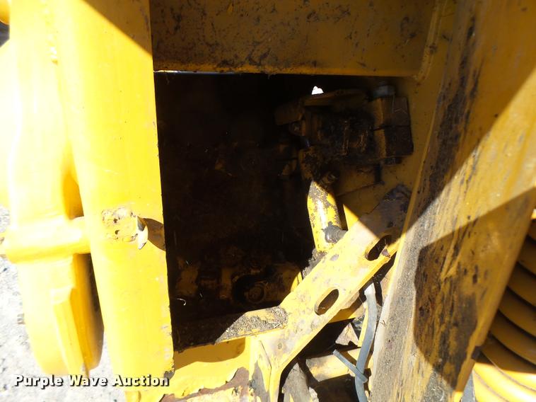 image for item DA3449 Vermeer RC9120 mower conditioner