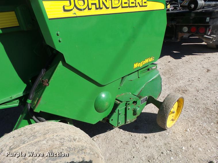 image for item DA3450 2003 John Deere 567 round baler