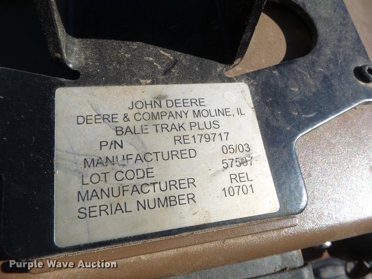 image for item DA3450 2003 John Deere 567 round baler