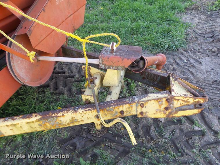 image for item DA3451 New Holland 518 manure spreader