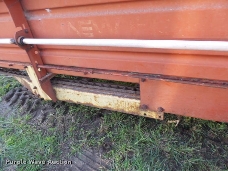 image for item DA3451 New Holland 518 manure spreader