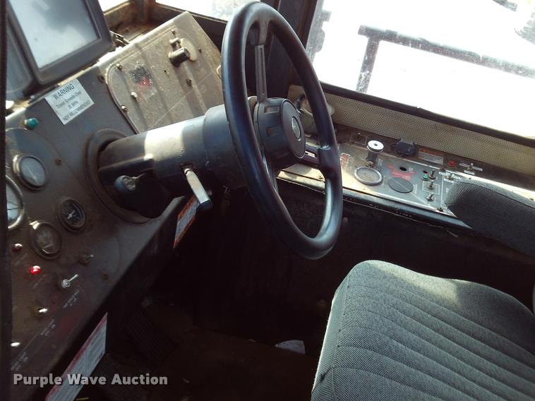 image for item DA6039 Case IH FLX4375 self-propelled applicator