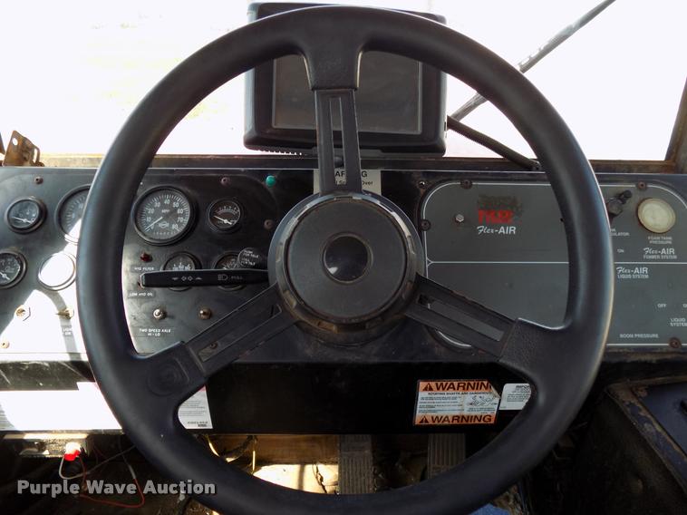 image for item DA6039 Case IH FLX4375 self-propelled applicator