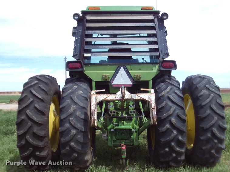 image for item DA6041 1975 John Deere 4430W tractor