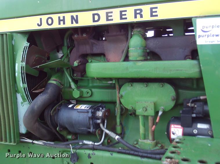 image for item DA6041 1975 John Deere 4430W tractor