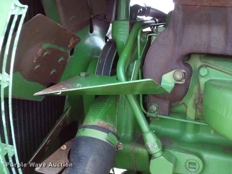 image for item DA6041 1975 John Deere 4430W tractor