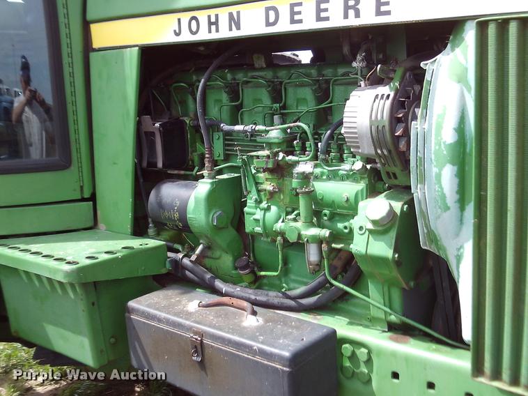 image for item DA6041 1975 John Deere 4430W tractor