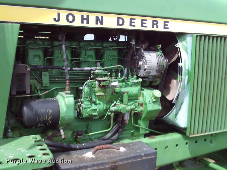 image for item DA6041 1975 John Deere 4430W tractor