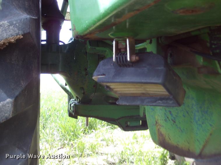 image for item DA6041 1975 John Deere 4430W tractor