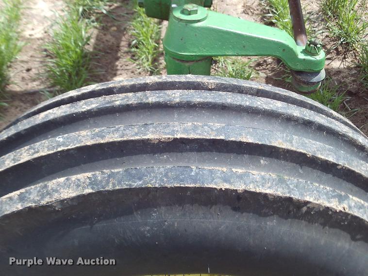 image for item DA6041 1975 John Deere 4430W tractor