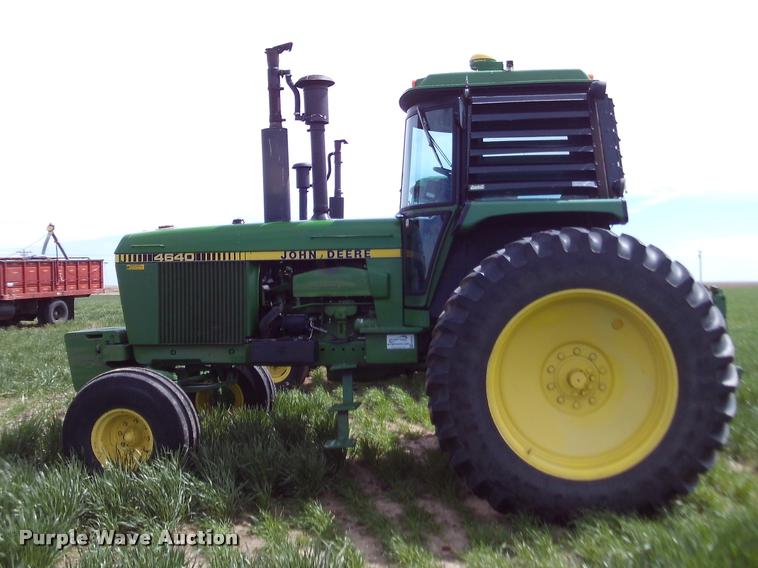 image for item DA6042 1981 John Deere 4640P tractor