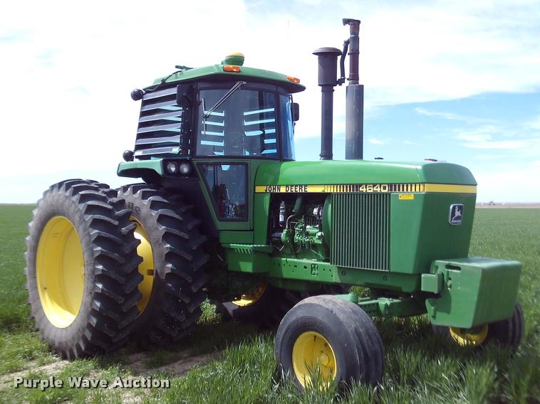 image for item DA6042 1981 John Deere 4640P tractor