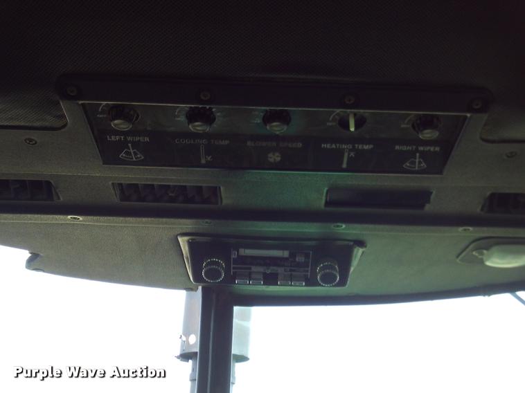 image for item DA6042 1981 John Deere 4640P tractor