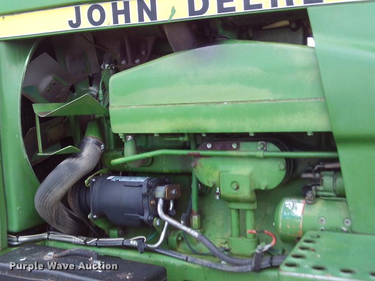 image for item DA6042 1981 John Deere 4640P tractor