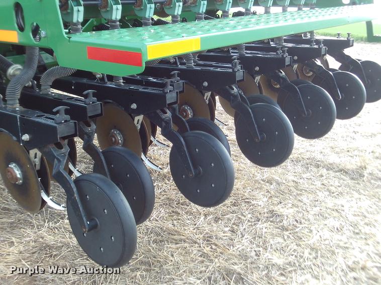 image for item DA6049 2003 Great Plains 3S-3000361003 grain drill