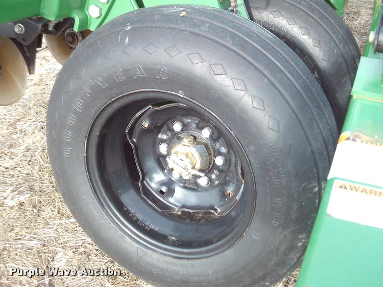 image for item DA6049 2003 Great Plains 3S-3000361003 grain drill