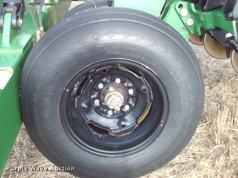 image for item DA6049 2003 Great Plains 3S-3000361003 grain drill