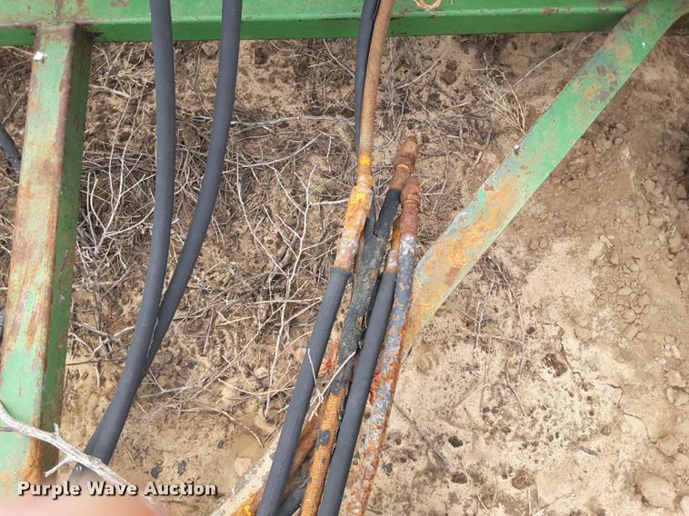 image for item DA6063 John Deere LZ 812 hoe grain drill