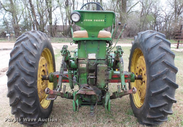 image for item DA7750 John Deere 620 tractor